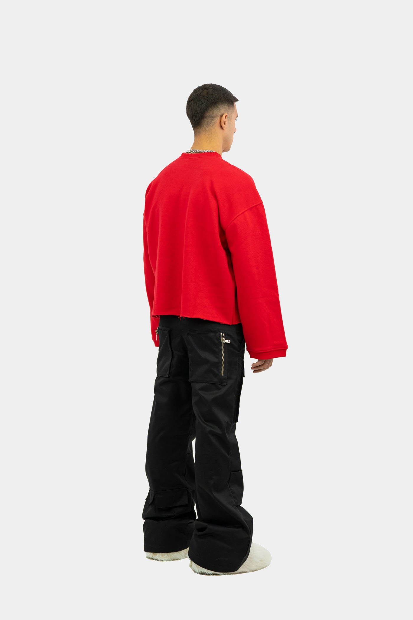 007 RED CREWNECK