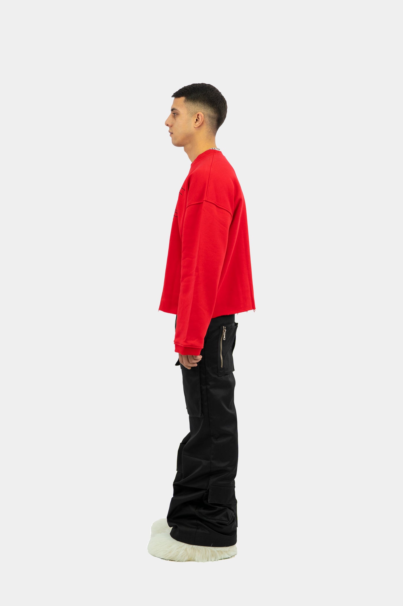 007 RED CREWNECK