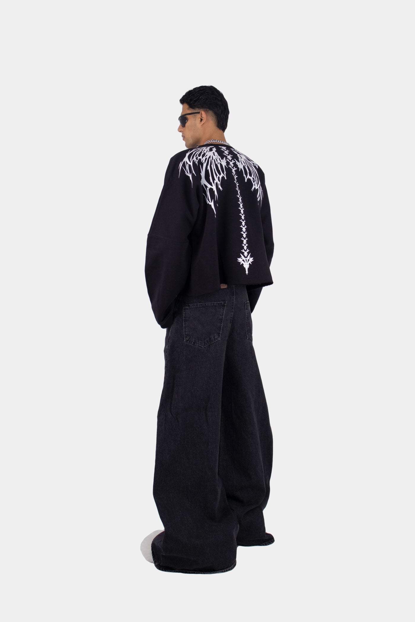 001 CROPPED CREWNECK