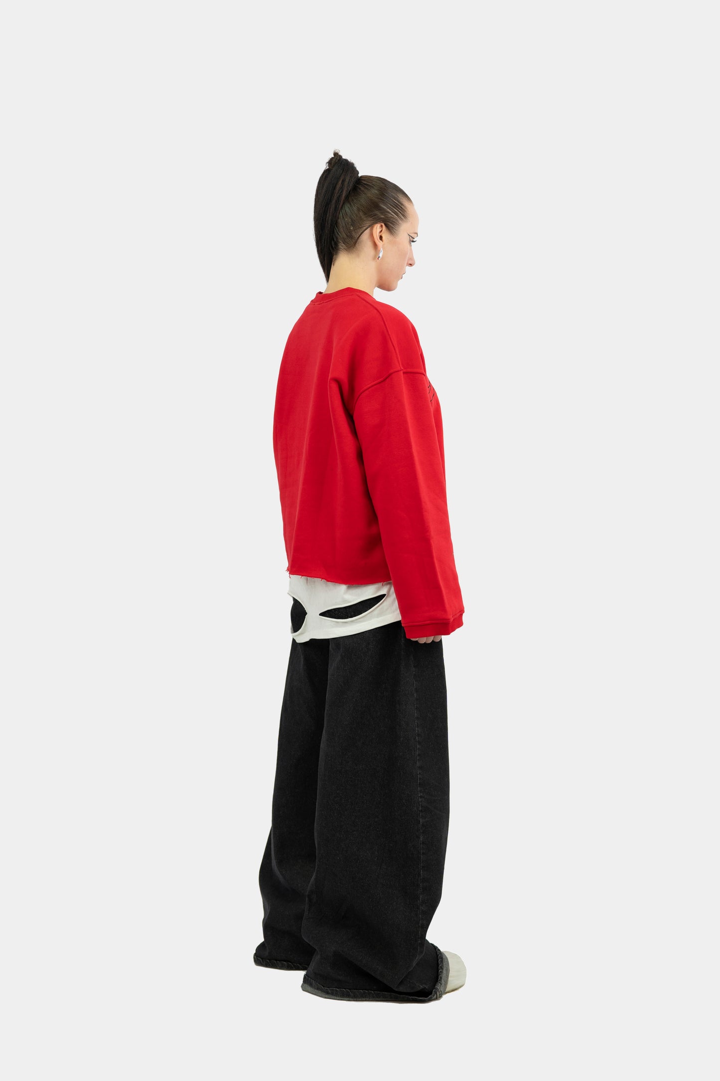 008 RED CREWNECK