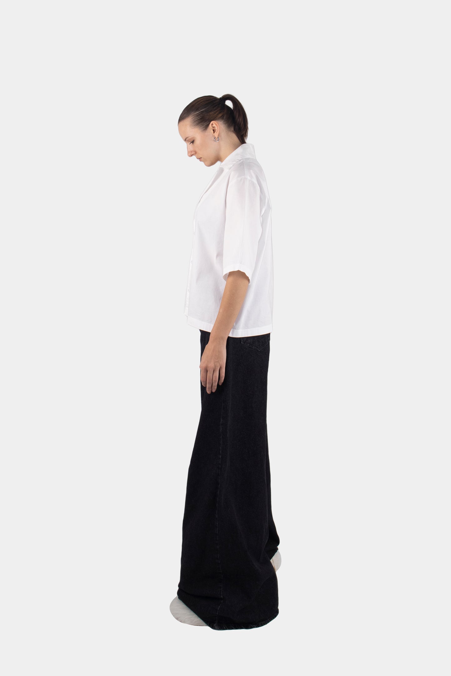 002 STRUCTURED SHIRT