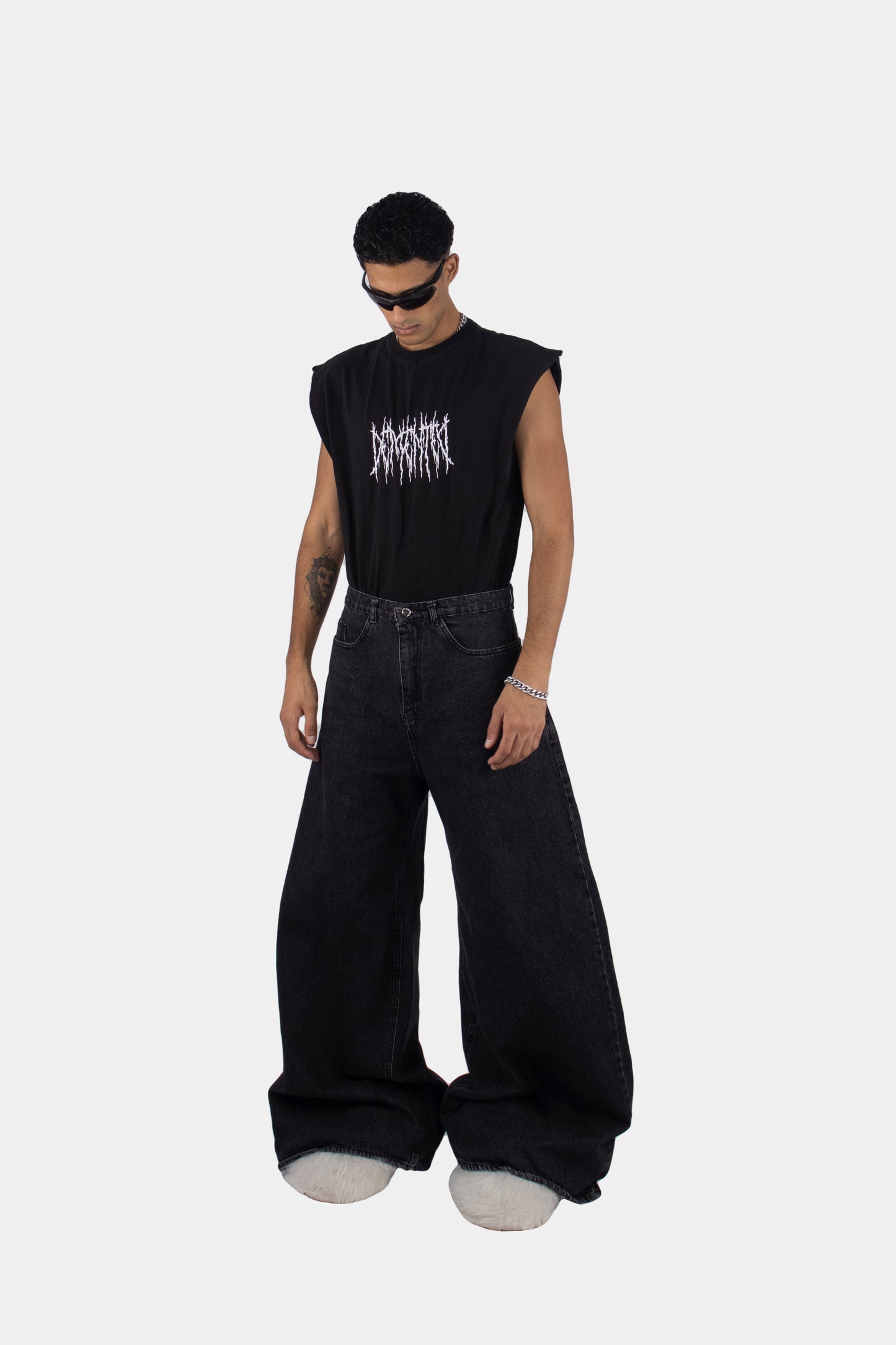 004 REWORKED TEE