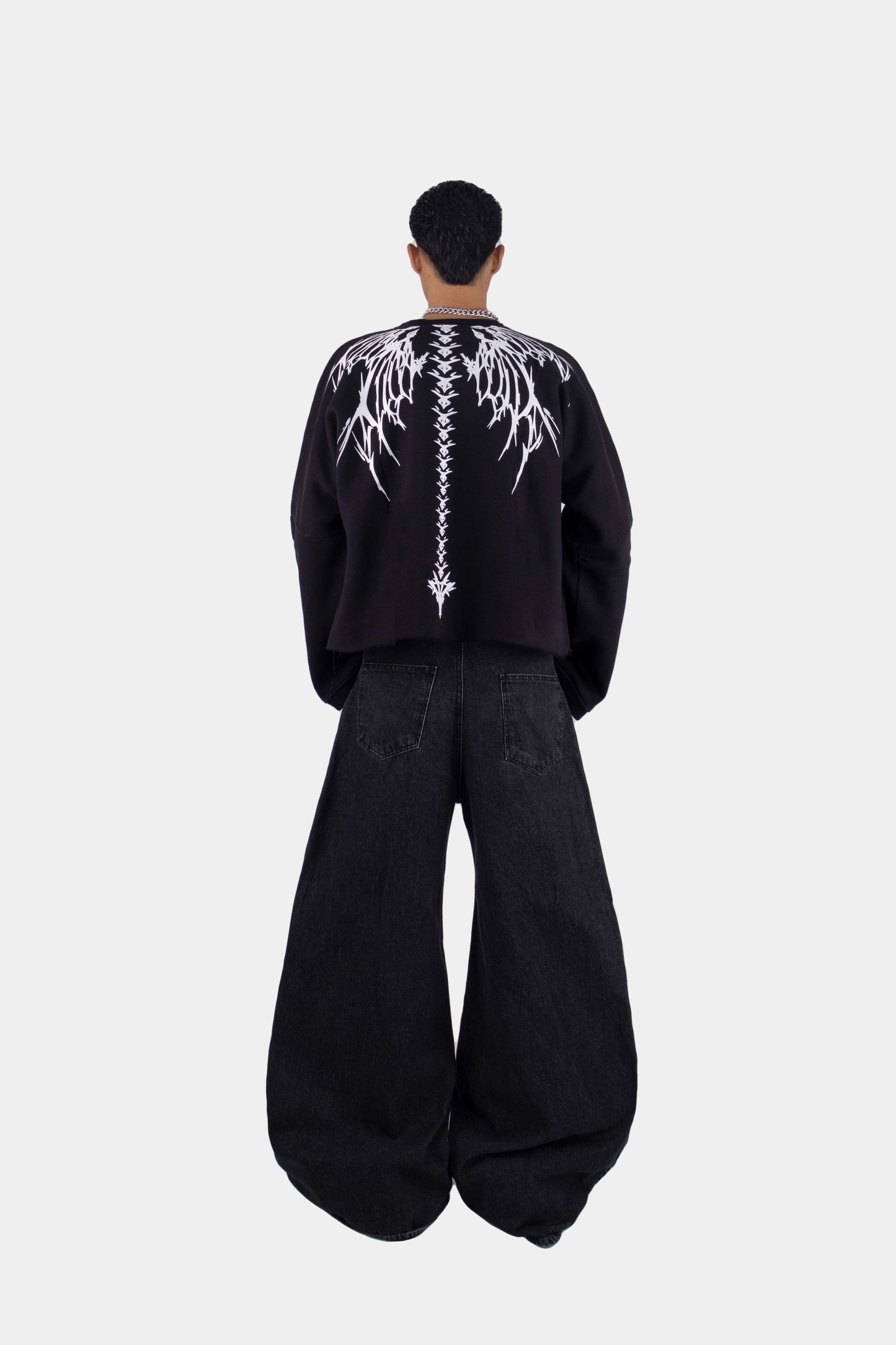 001 CROPPED CREWNECK